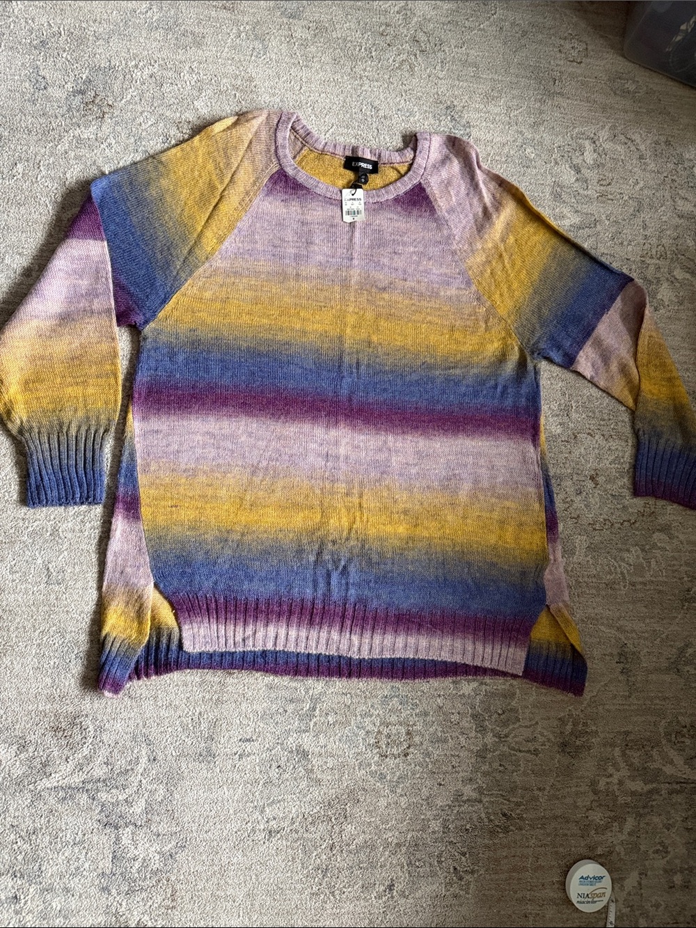 Women’s Express sweater 
Size M
Color: multi/see pics
NWT